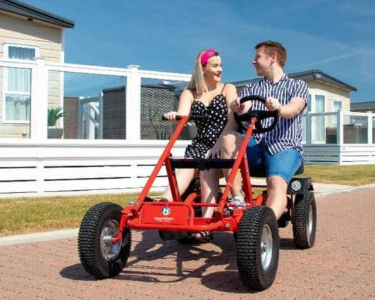 Brookside West Sands Holiday Park Seal Bay Selsey Exterior foto